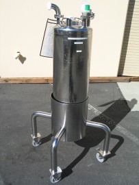 50 Liter Stainless Tank on Mobile Stand