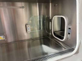 ESCO Isoclean Isolator - Inflatable Seal Model Positive Pressure(HPI-IS)