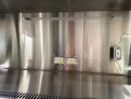 ESCO Isoclean Isolator - Inflatable Seal Model Positive Pressure(HPI-IS)